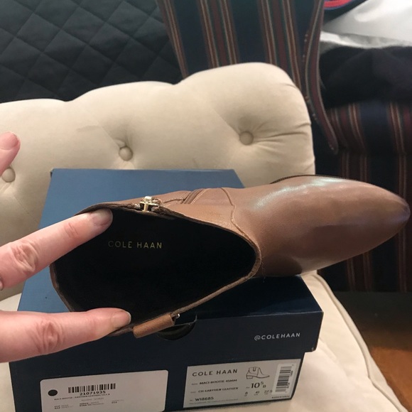 Cole Haan leather boots - Picture 6 of 6